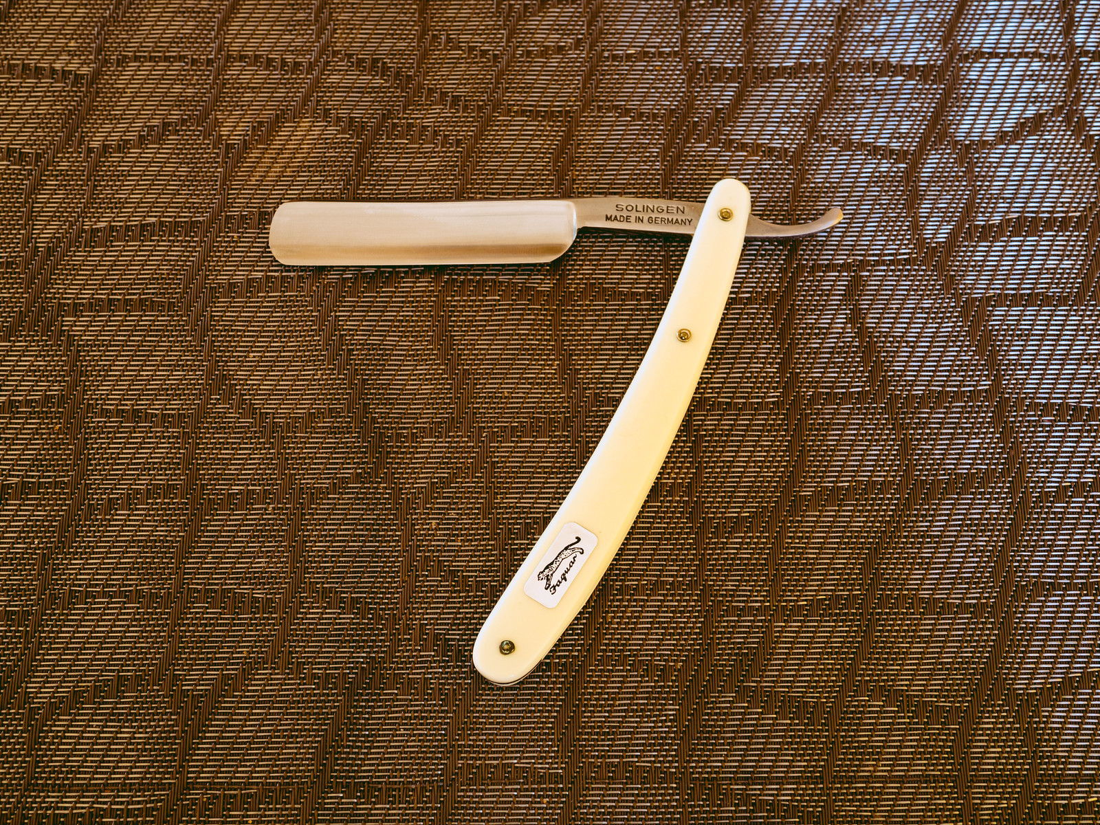 Straight Razor Shaving 101