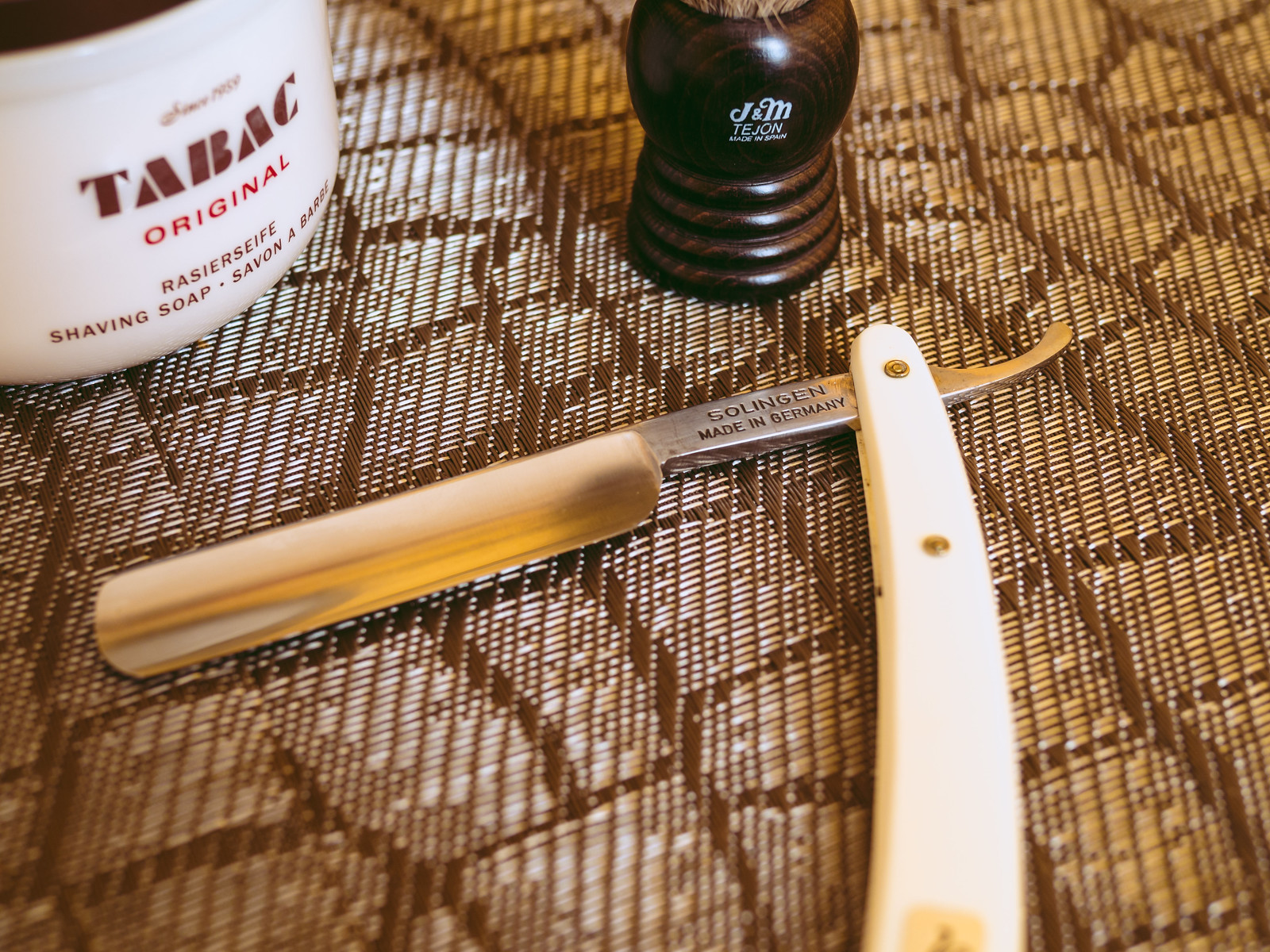 Straight Razor Shaving 101