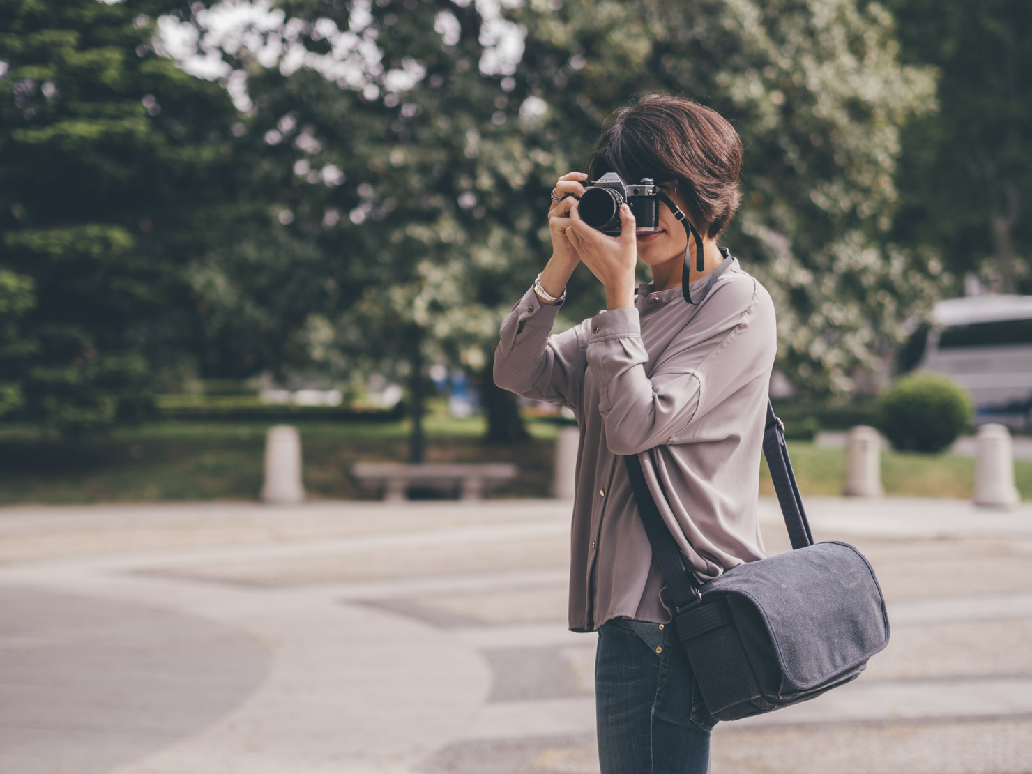 The Think Tank Retrospective 5 Camera Bag